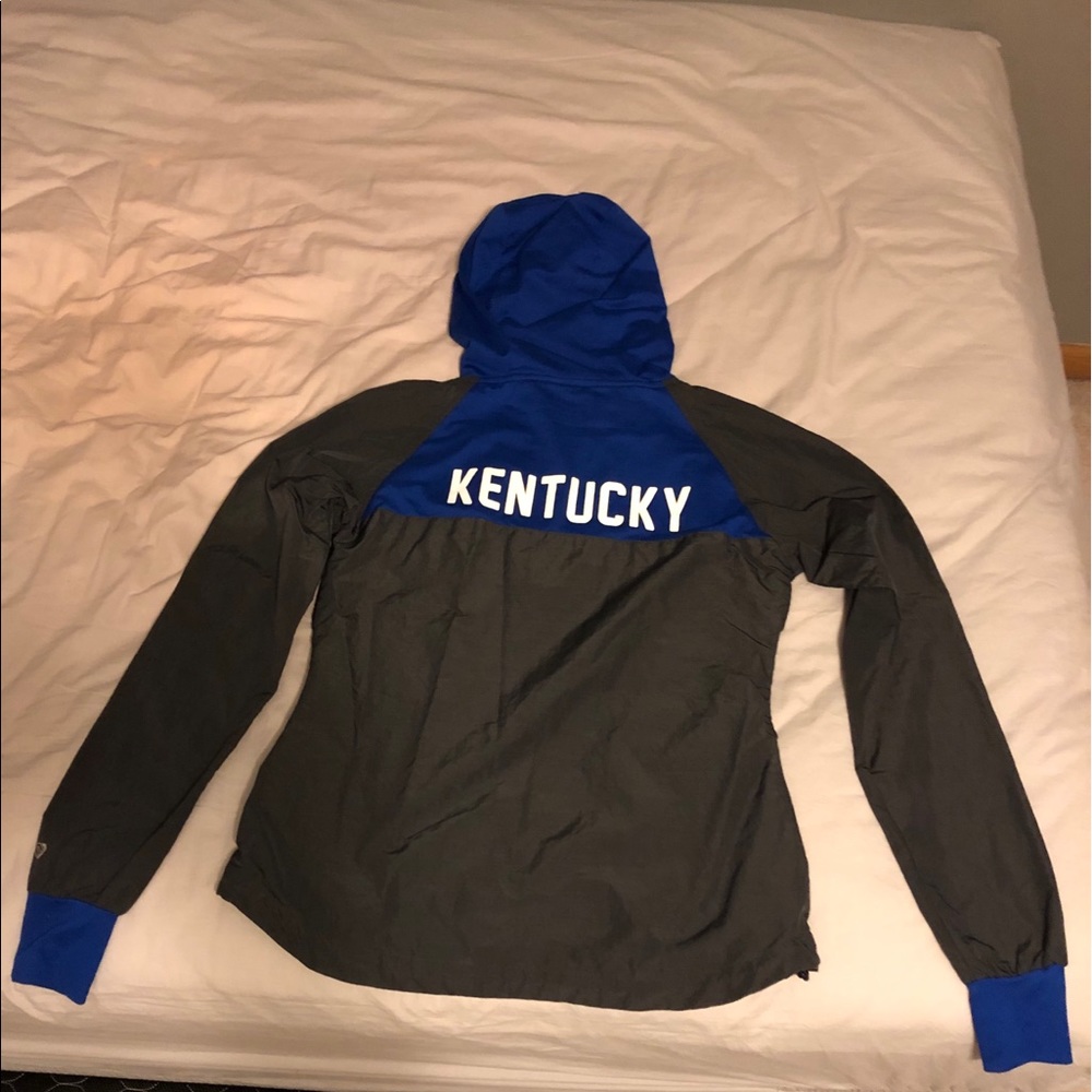 NWOT University of Kentucky windbreaker jacket